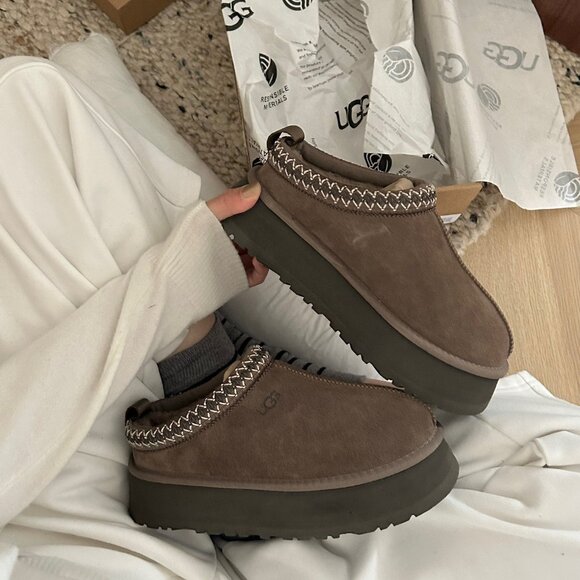 UGG Tazz Platform Shearling Lined Slipper - Picture 9 of 10